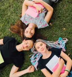 Which camp to choose for a child in the winter of 2025-2026? We found the best options