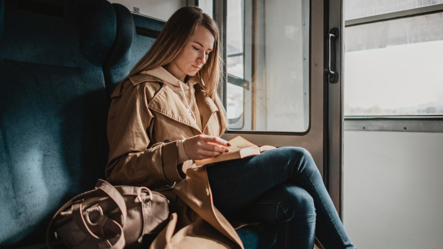TOP-7 best books to take with you on the road