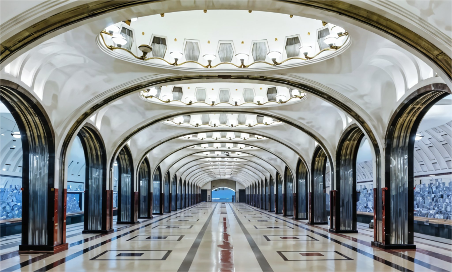 What does a tourist from the Netherlands think of the Moscow Metro?