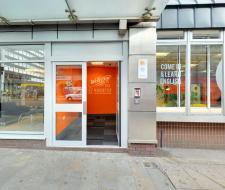 EC Manchester English School