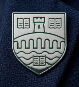 Scholarships to study at INTO University of Stirling - admission for September 2018!