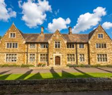 Moulton College Summer Camp