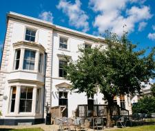 OISE Nottingham Summer School