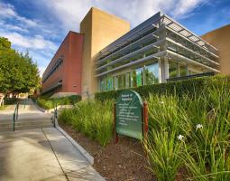 Woodbury University
