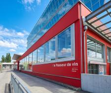 CREA Omnes Education Business School