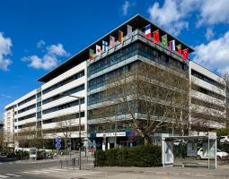 CEFAM International School of Business and Management