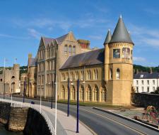 Prifysgol Aberystwyth (AU)