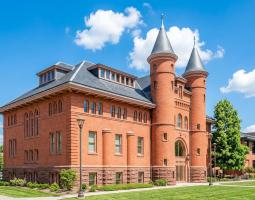 Wesleyan University (WU)