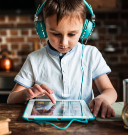 ChatGPT launches a separate version for children and teenagers