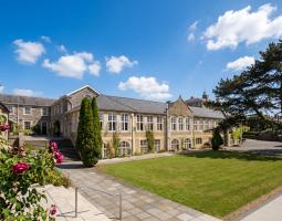 Sevenoaks School