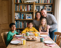Teaching in a Teacher's Family in England Living Learning English